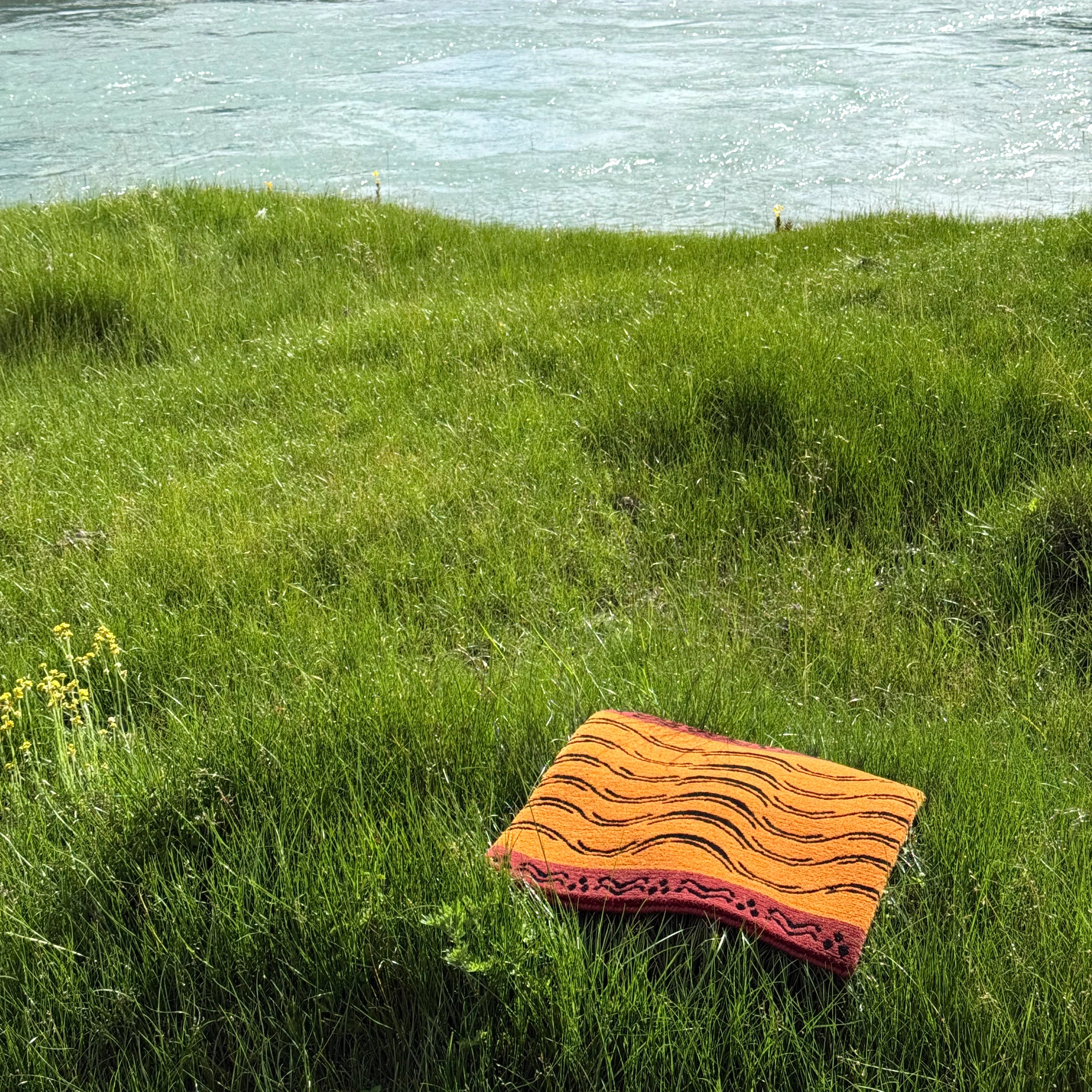 Classic Cross Pattern Tibetan Handwoven Wool Mat Crafted with Intangible Cultural Heritage Weaving Techniques