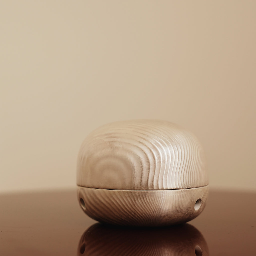 Shui – Water Ripple Incense Burner with Silver Accents