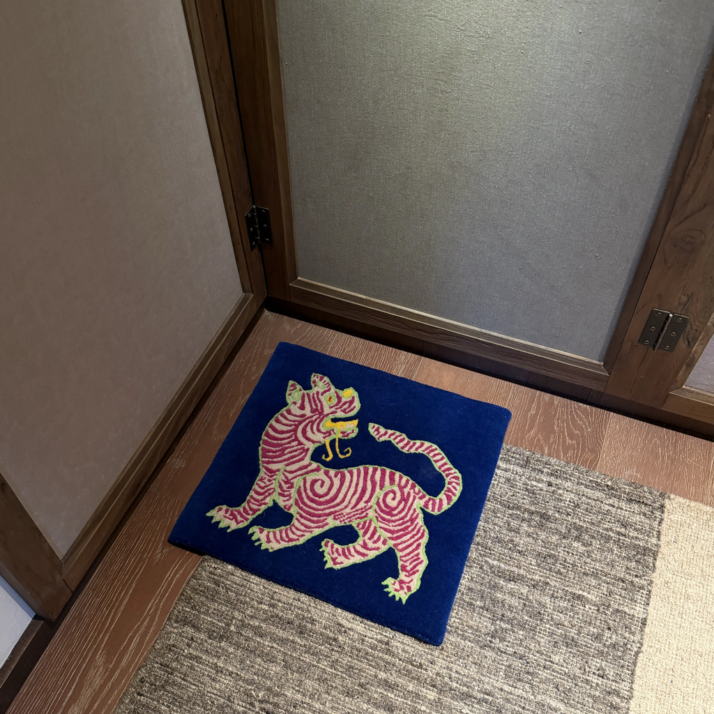 Aegis Mark Rug — Element of Metal