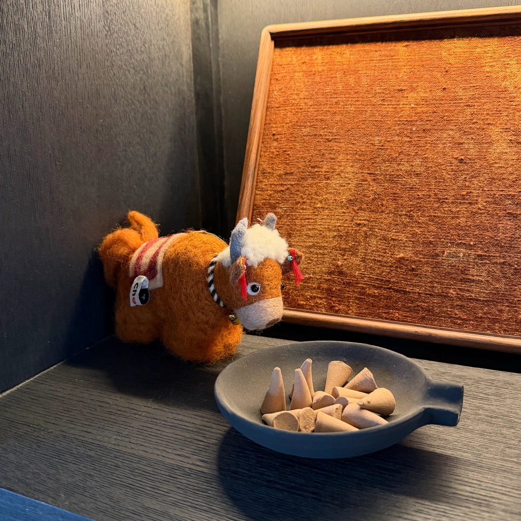 Golden Yak – Strength & Grounded Abundance