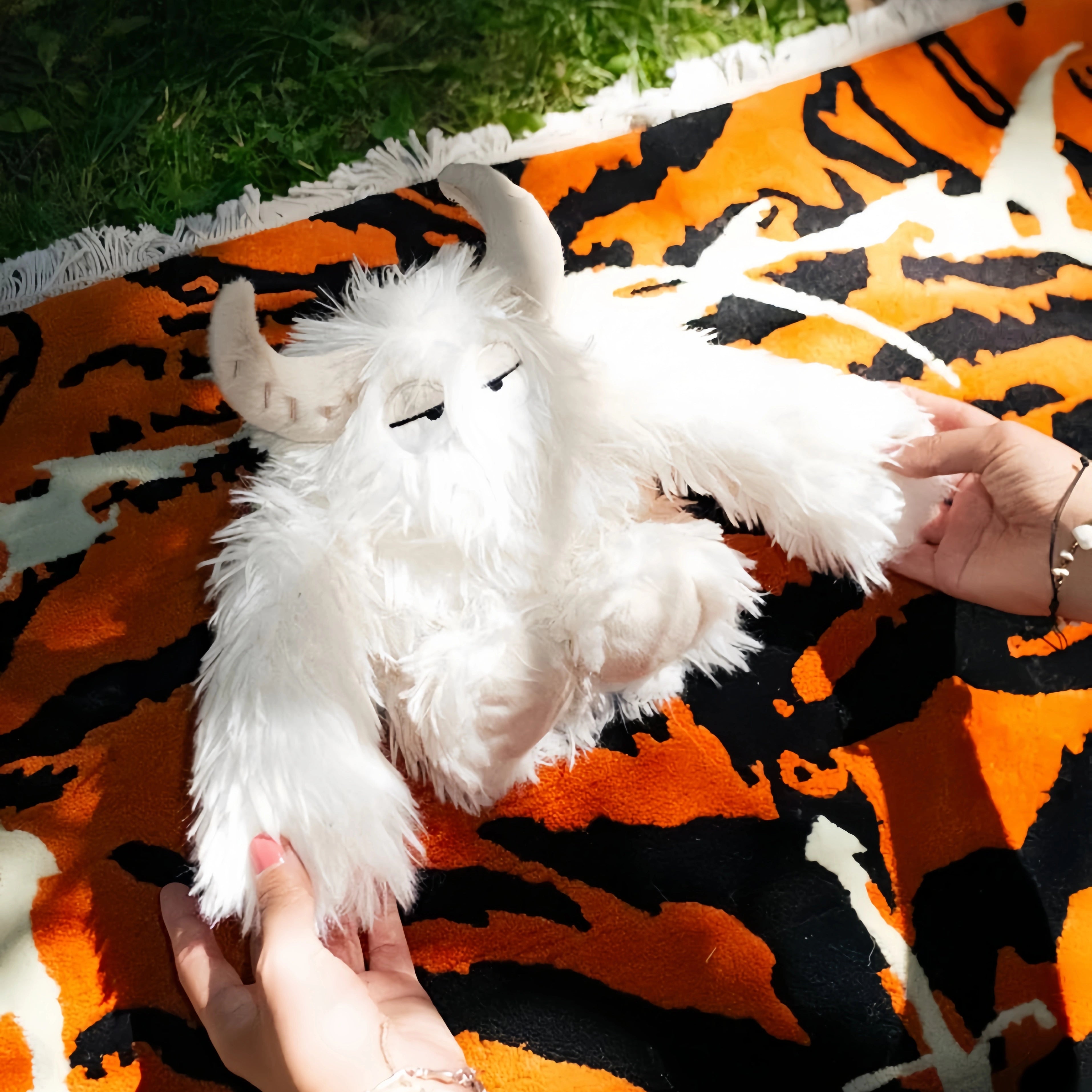 Soso Snow Monster Plush | Gentle Guardian